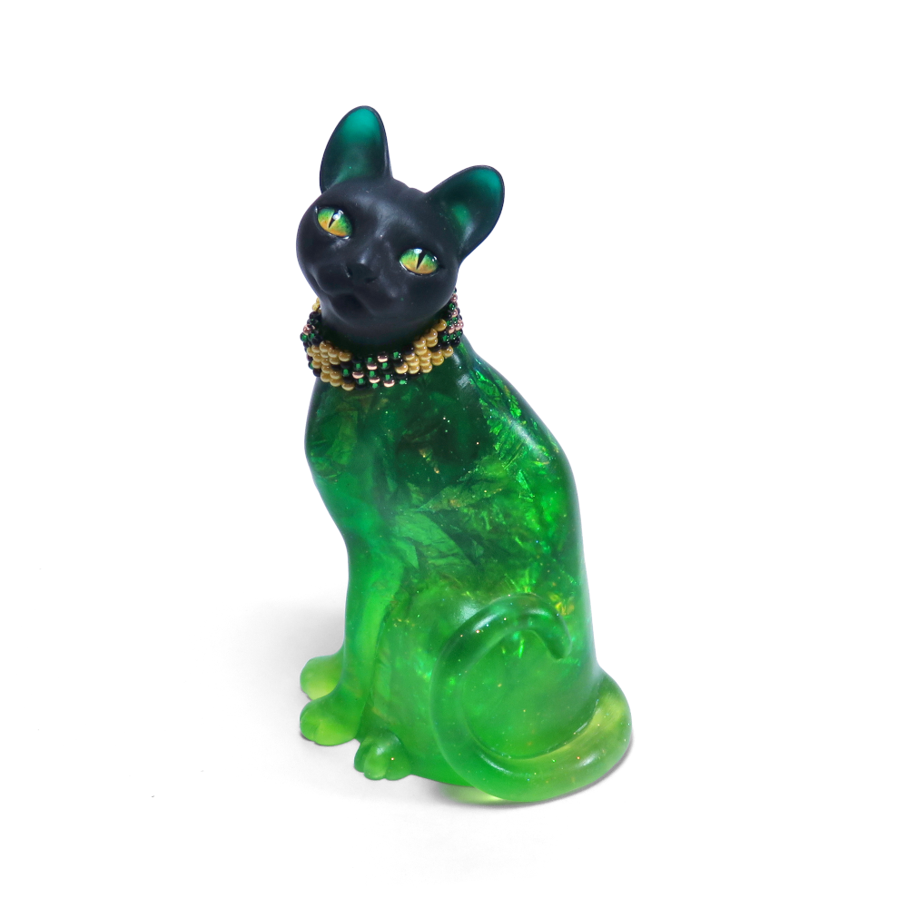 "Viridian"—handmade resin cat figurine